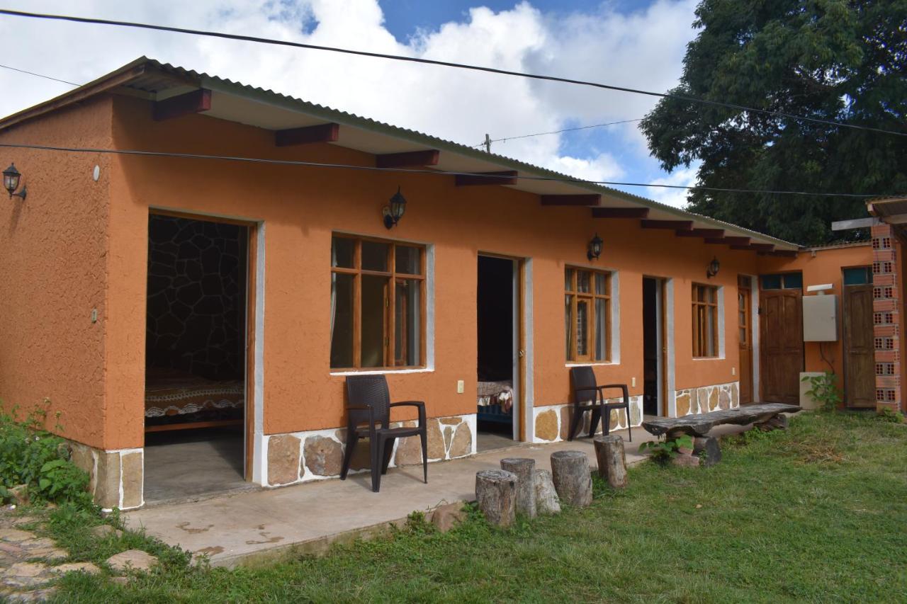 Hostal Wilma Torotoro Екстер'єр фото